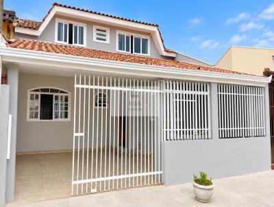 Casa para Venda na cidade de Curitiba no bairro Cajuru